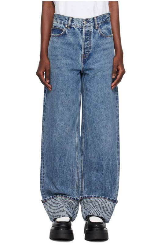 Широкие джинсы с подворотами